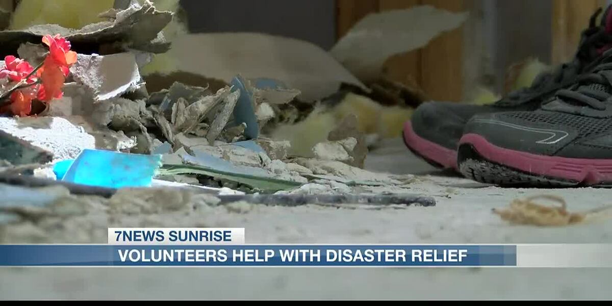 Southern Baptist Convention Disaster Relief Volunteers help with recovery