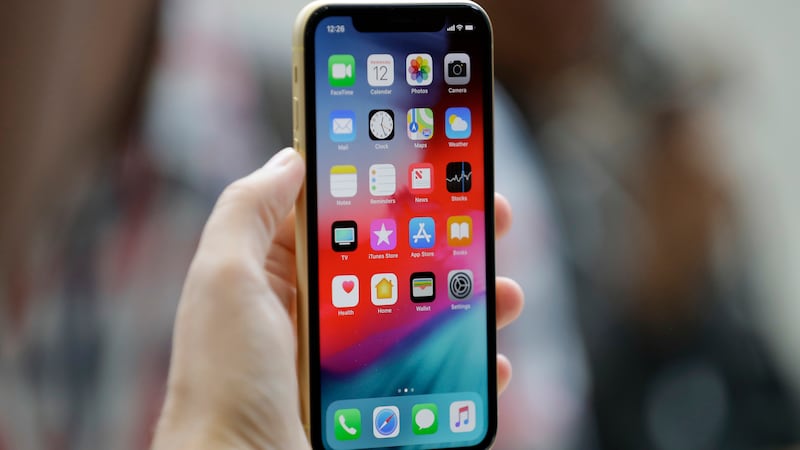 The FBI is warning iPhone and Android users against texting each other after a recent Chinese...