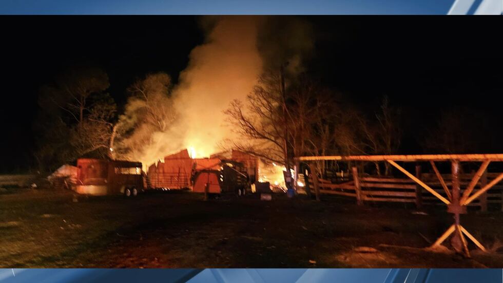 Barn fire extinguished in Beauregard Parish