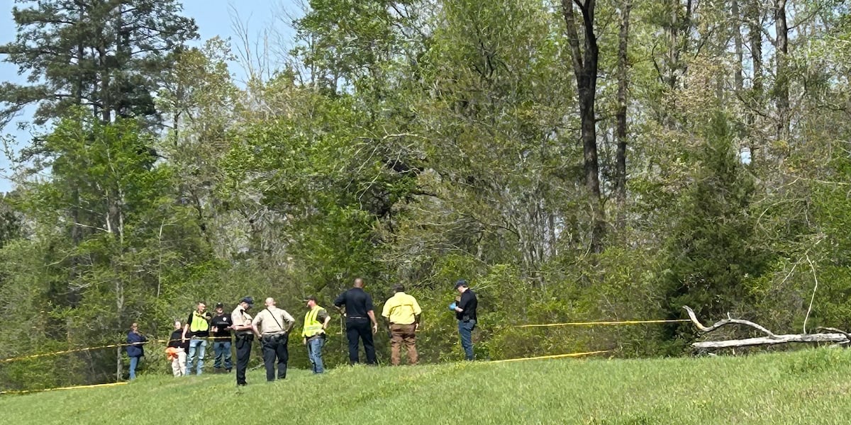 Suspected human remains found off U.S. 90 in Vinton