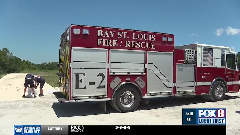 Mississippi Coast residents make final preparations for Bertha